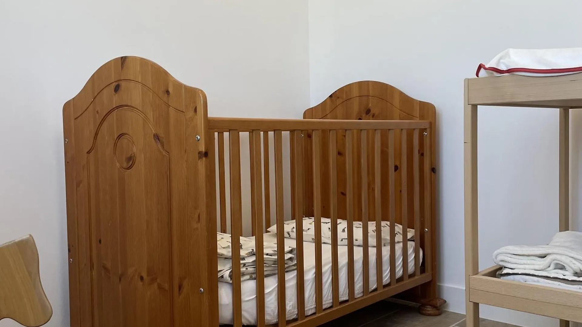 Le Clos Du Moulin 4 - Maison, Jardin, 3 Chambres (Adults Only) Entraigues-sur-la-Sorgue