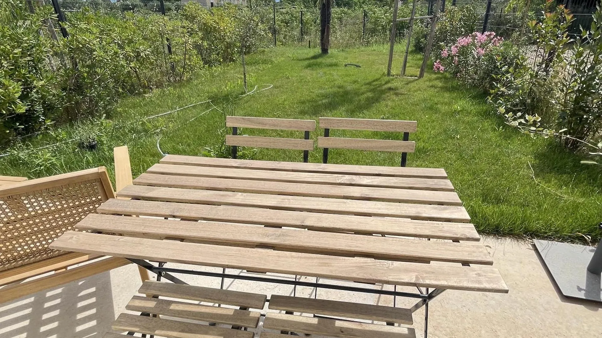 Le Clos Du Moulin 4 - Maison, Jardin, 3 Chambres (Adults Only) Holiday home Entraigues-sur-la-Sorgue