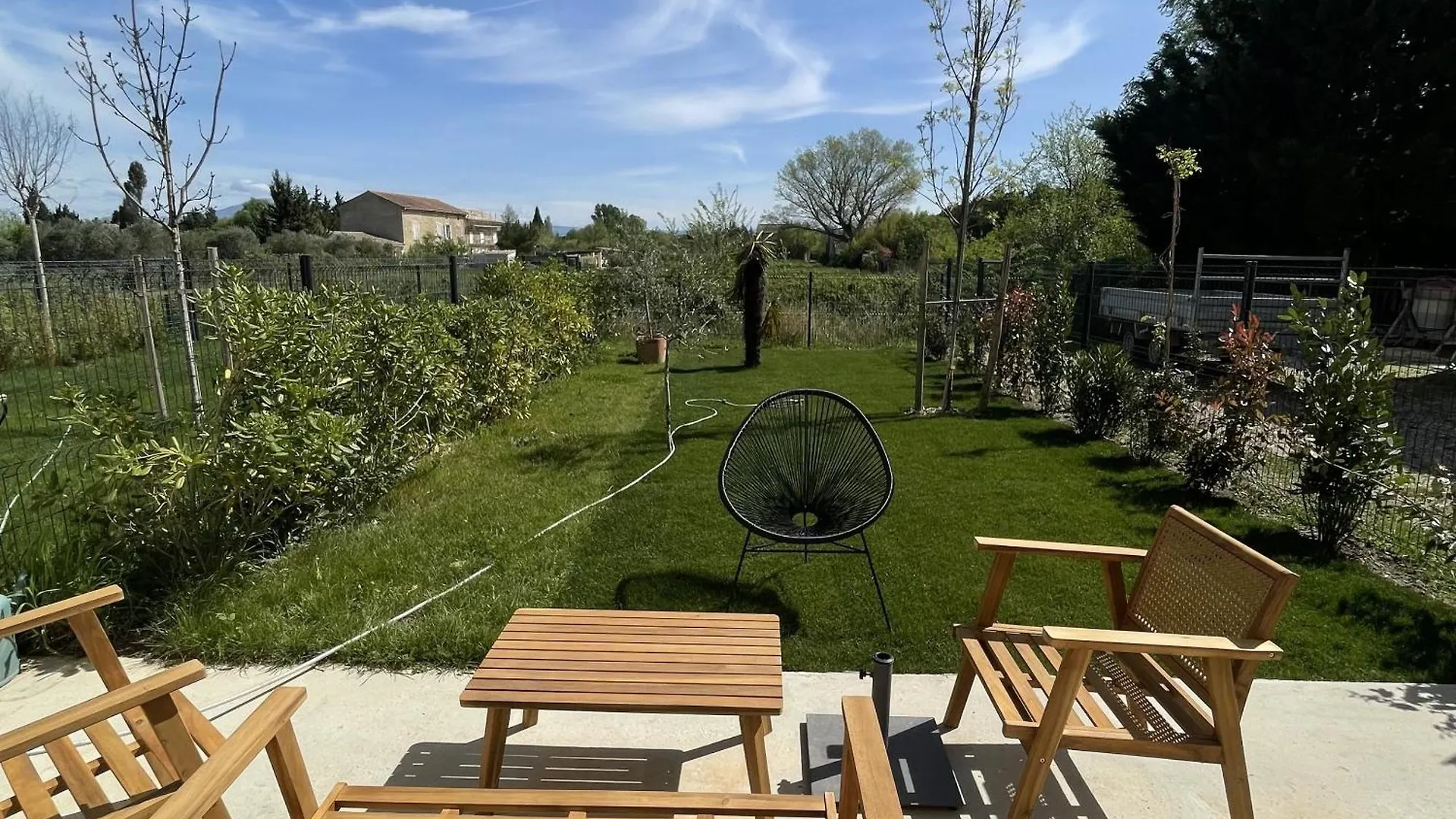 Le Clos Du Moulin 4 - Maison, Jardin, 3 Chambres (Adults Only) Entraigues-sur-la-Sorgue