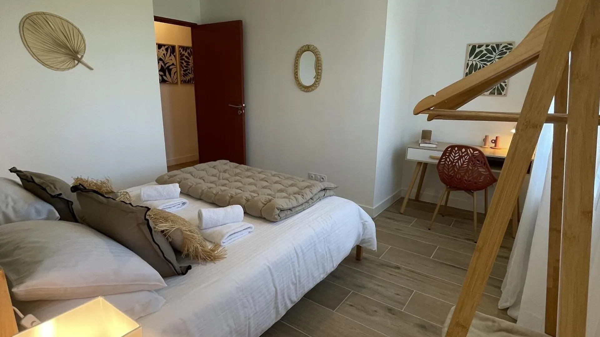 Le Clos Du Moulin 4 - Home, Garden, 3 Bedroom (Adults Only) 0*, Entraigues-sur-la-Sorgue Francie