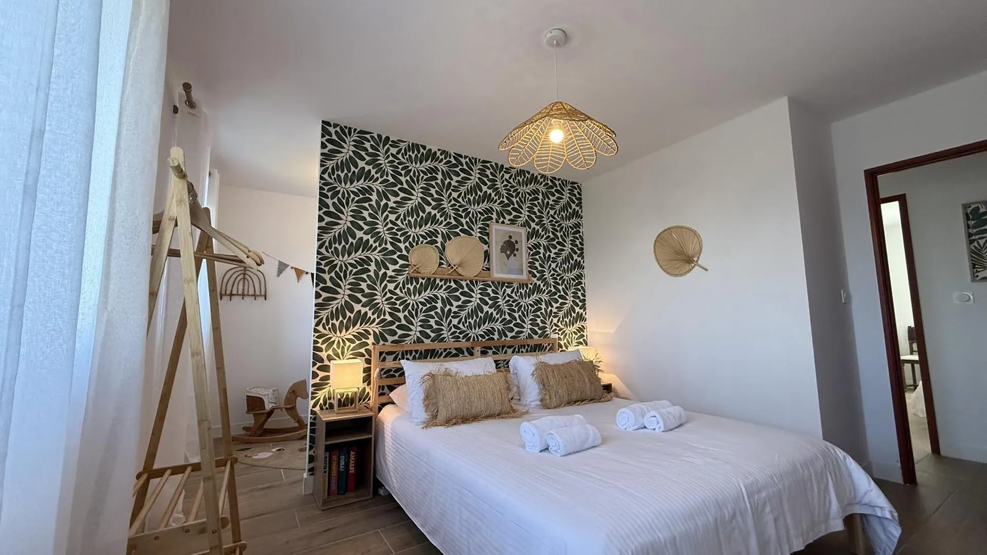 Le Clos Du Moulin 4 - Home, Garden, 3 Bedroom (Adults Only) 0*, Entraigues-sur-la-Sorgue Francie
